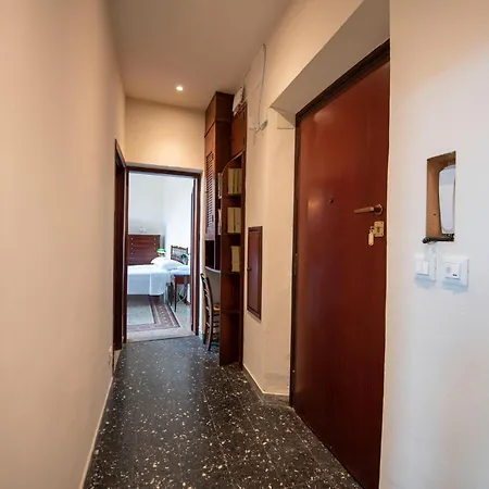 Pilastri Terrace By Mamo * فلورنس